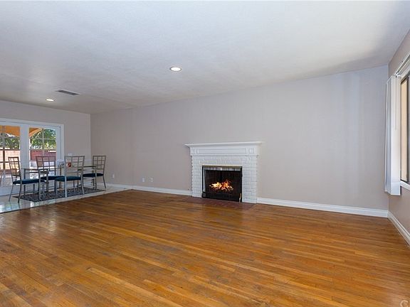 4th image of 222 Sunrise St