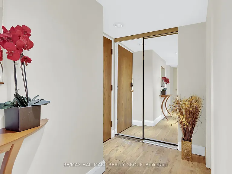 470 Laurier Ave W #503 — Photo 8