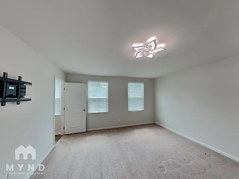7013 Ludell Ln — Photo 13
