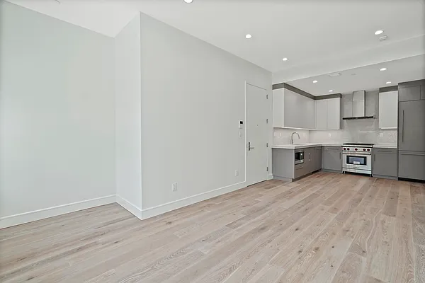 Sold by Daniel Gale Sotheby's International Realty | media 5