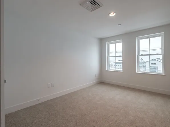 25 High St, Portland, ME