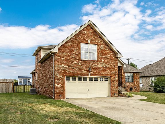 2nd image of 1203 Bothwell Pl
