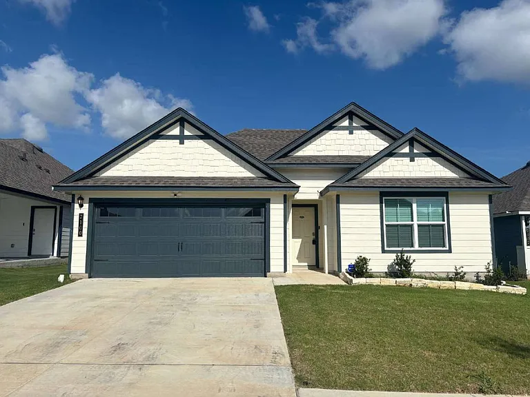 7100 Luella Dr — Photo 1
