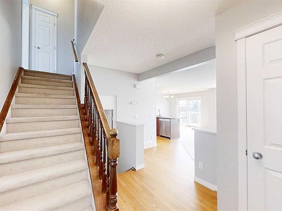 4th image of 124 E Everglen Way SW