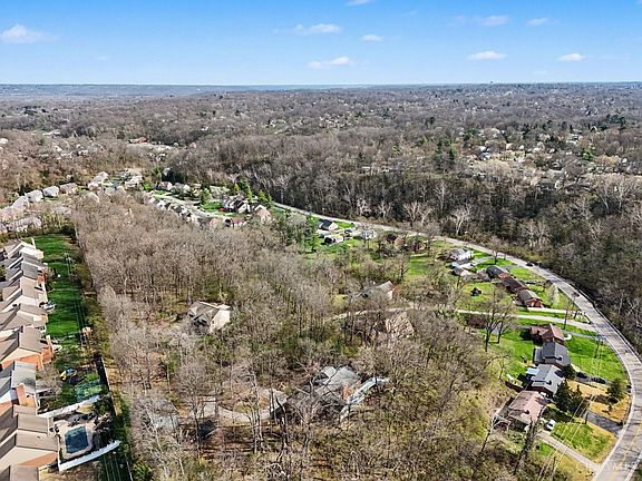 5th image of 1 Berkshire Rd