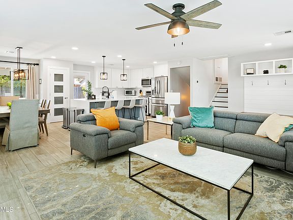 5th image of 8749 E MONTEBELLO Avenue