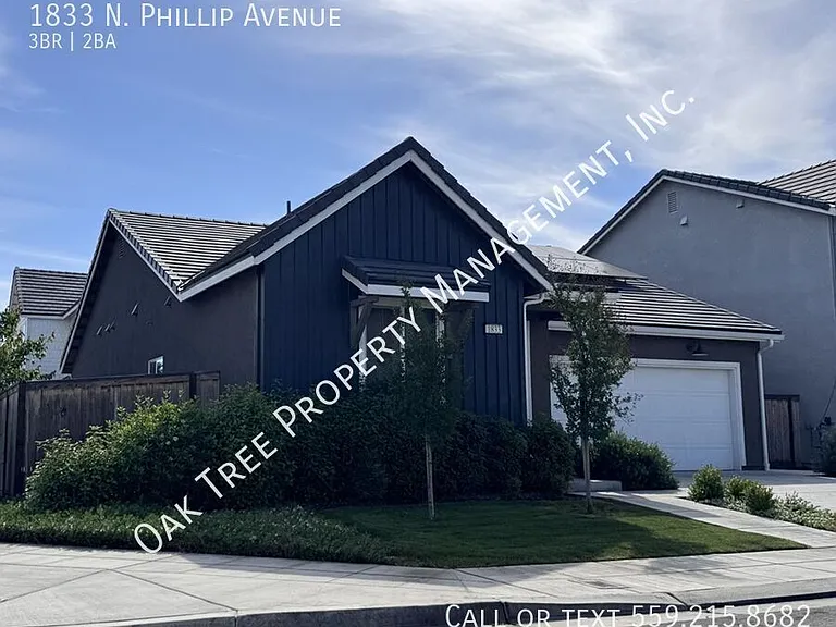 1833 N Phillip Ave — Photo 2