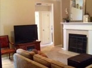 534 Hampton Manor Ct, Valparaiso, IN 46385