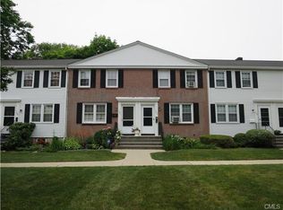192 Sylvan Knoll Rd, Stamford, CT 06902