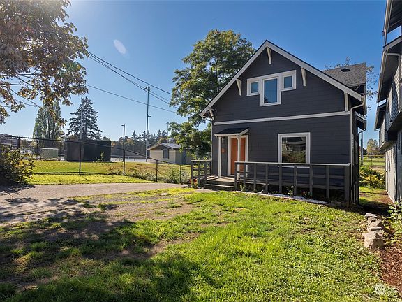 4th image of 3414 S G Street