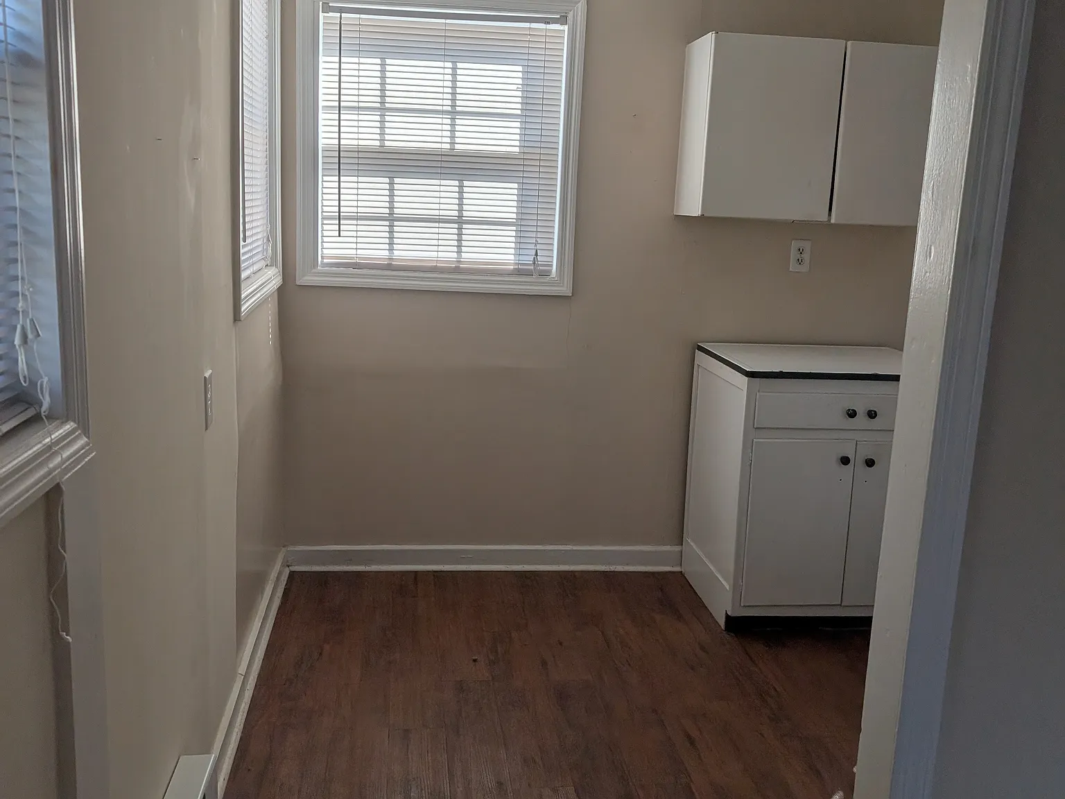 Studio, $600 — Photo 4