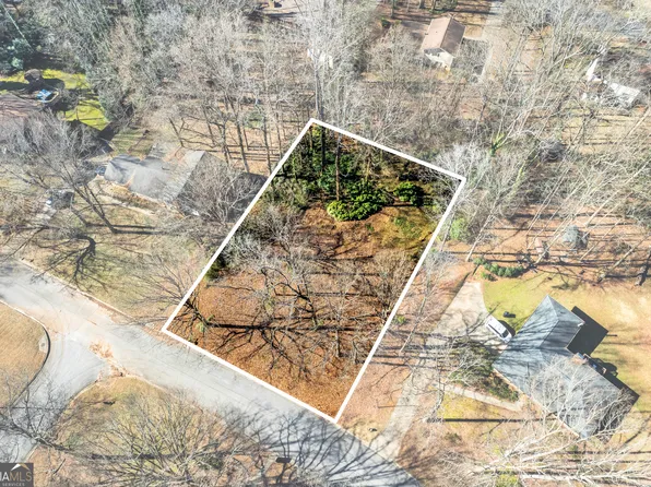 8295 Yale Dr, Jonesboro, GA 30236