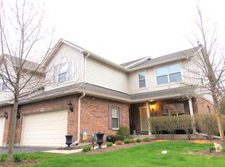 609 W Saint Johns Pl, Addison, IL 60101