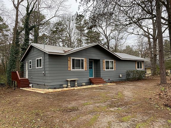 4th image of 165 Lake Club Dr