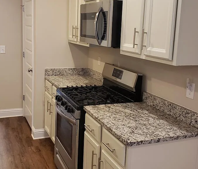 24490 Kipling Ct — Photo 6
