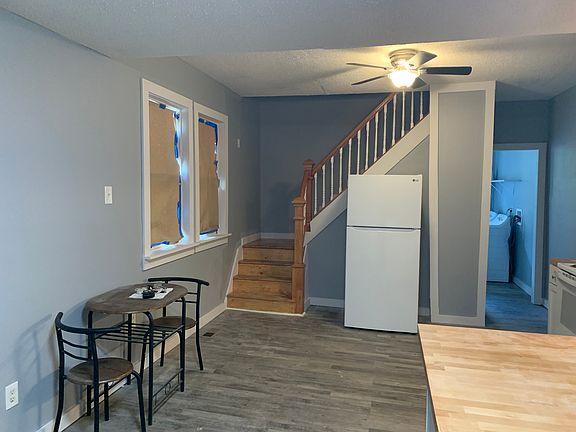 2nd image of 813 Villa Ave