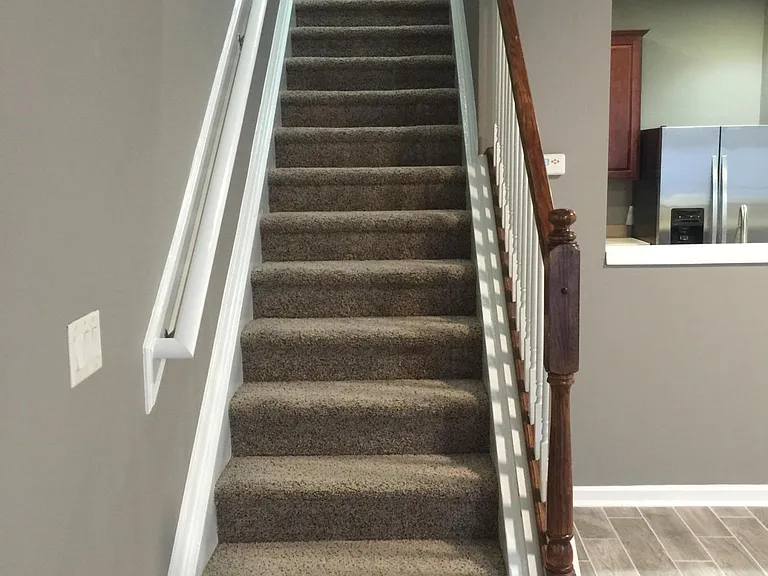 4235 Highwood Dr — Photo 4