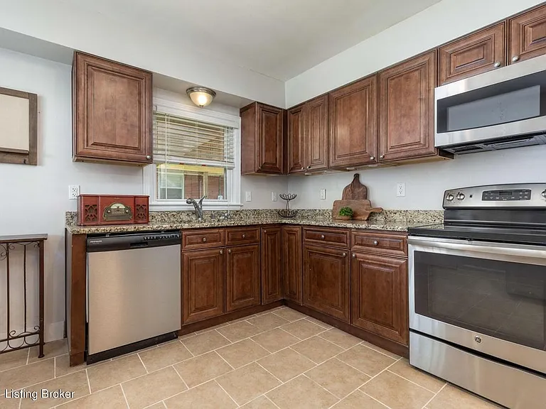 1625 Nightingale Rd — Photo 10