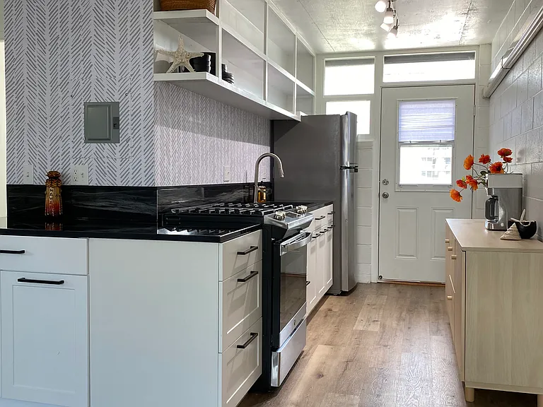 2019 Citron St #10 — Photo 7