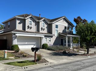 1900 Fallbrook Ln, Petaluma, CA 94954