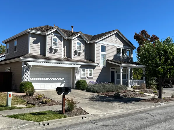 1900 Fallbrook Ln, Petaluma, CA 94954