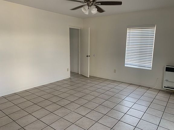 3rd image of 5310 Carpinteria Ave #1