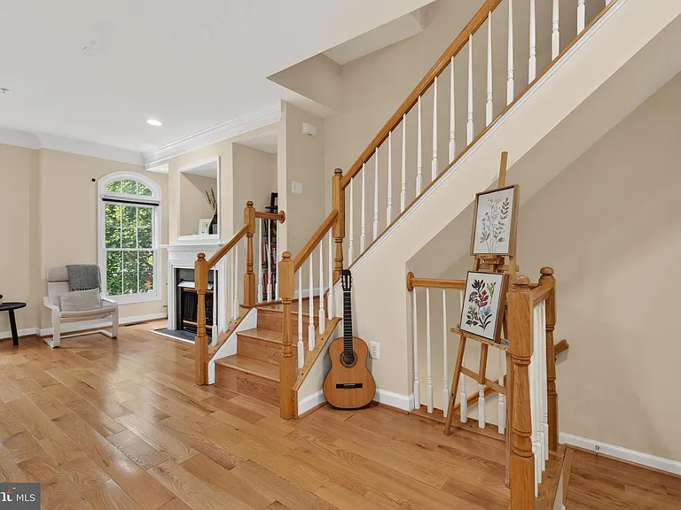 8814 Hunting Lodge Ct — Photo 28