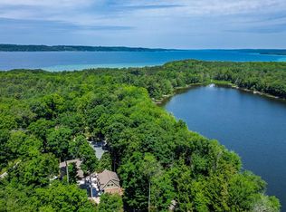 7105 SE Torch Lake Dr, Alden, MI 49612