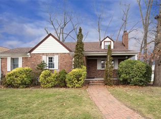 75 Albermarle Ave, Valley Stream, NY 11580