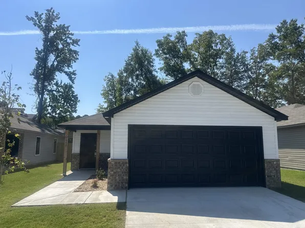 11004 Mason Dr, North Little Rock, AR 72113