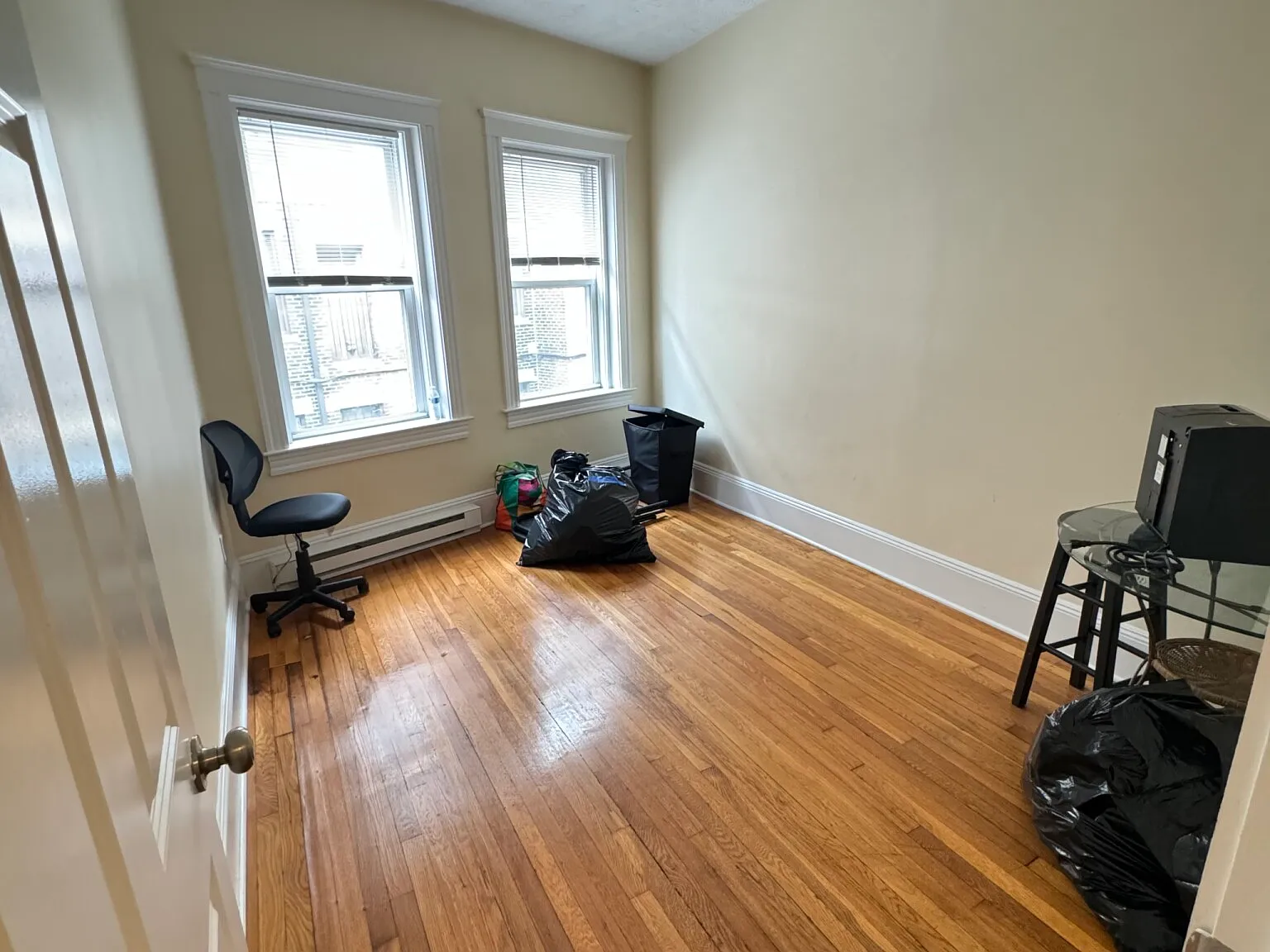 2 bed, 1.0 bath, $2,500 — Photo 4