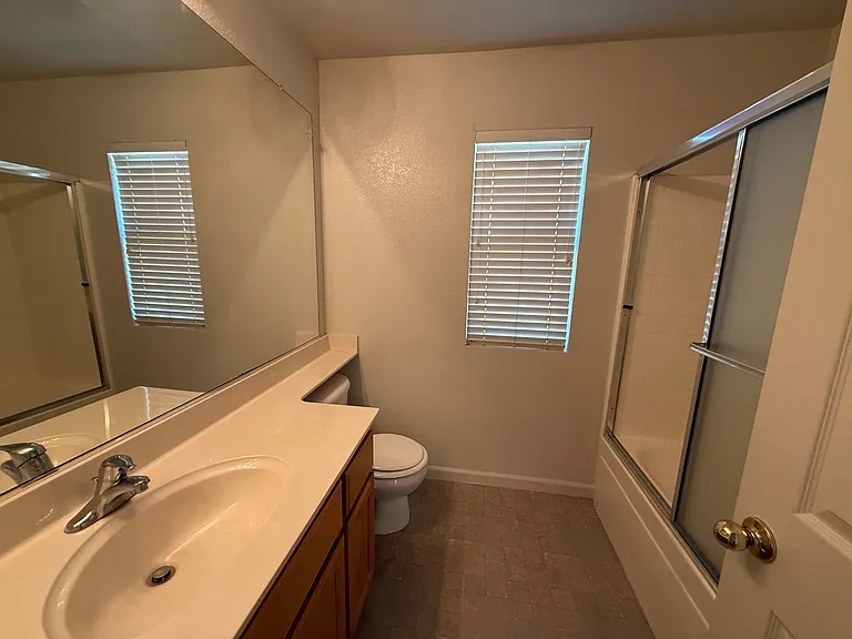 3165 Poppy St — Photo 3