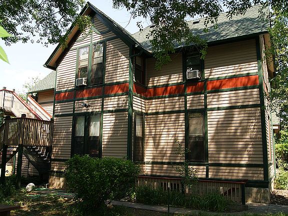 3rd image of 709 E Grand Ave