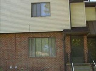 834 N 107th Ave, Omaha, NE 68114