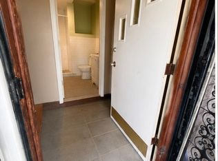 (Undisclosed Address), Staten Island, NY 10305