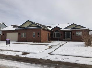 3308 Primrose St, Garden City, KS 67846