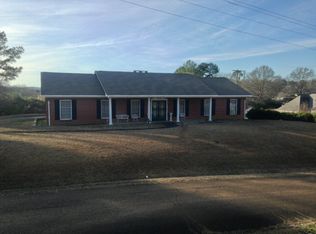 85 Simmons St, Water Valley, MS 38965
