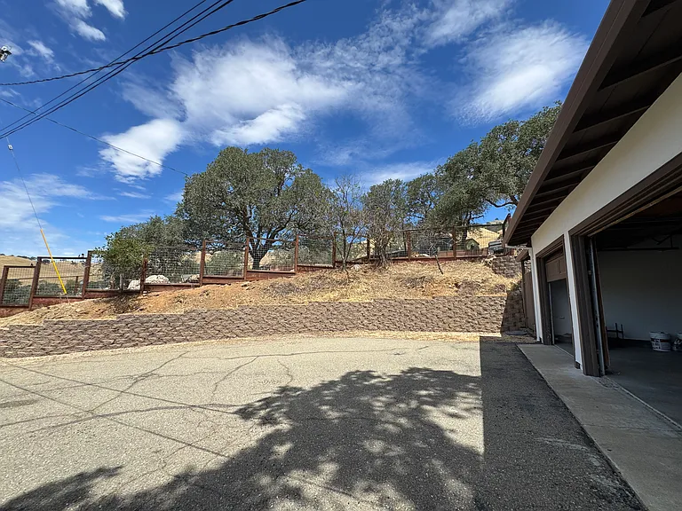 12336 Mines Rd — Photo 36