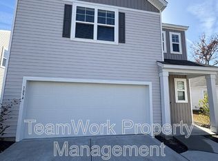 1854 Towne St, Johns Island, SC 29455