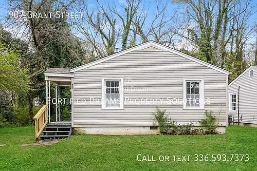 907 Grant St Photo 1