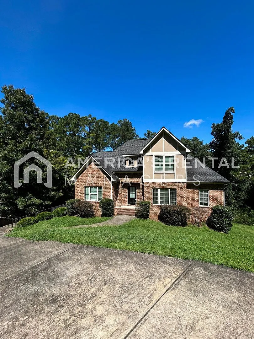 Home Available For Rent in Trussville! — Photo 3