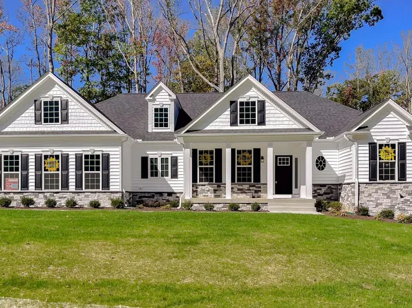 10674 Wisteria Ln, King George, VA 22485