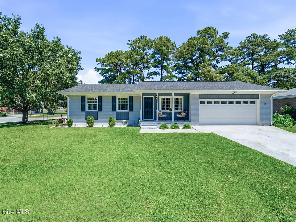 110 Estate Dr