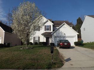 6748 Chieftain Dr, Charlotte, NC 28216