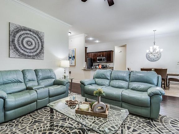 5th image of 107 Raven Cliff Ln