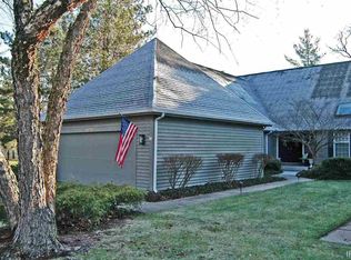 1327 E Erskine Manor Hl, South Bend, IN