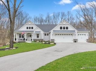 8765 Bentham Ct, Rockford, MI 49341