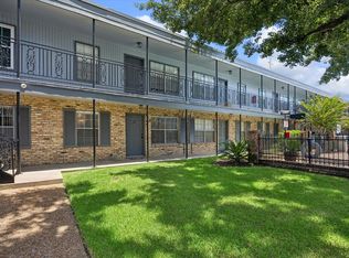 3131 SW Freeway #C26, Houston, TX 77204