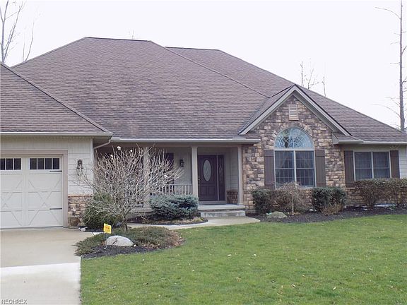 3rd image of 7597 Heritage Way