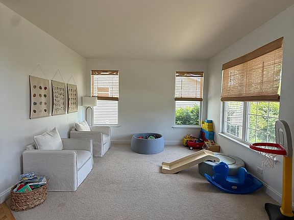 2nd image of 615 Mansfield Way